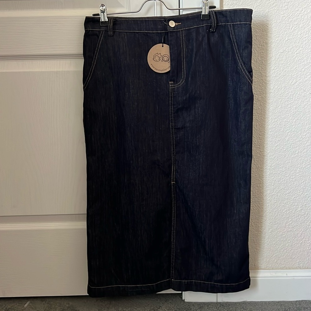 NEW WITH TAGS Jean Skirt